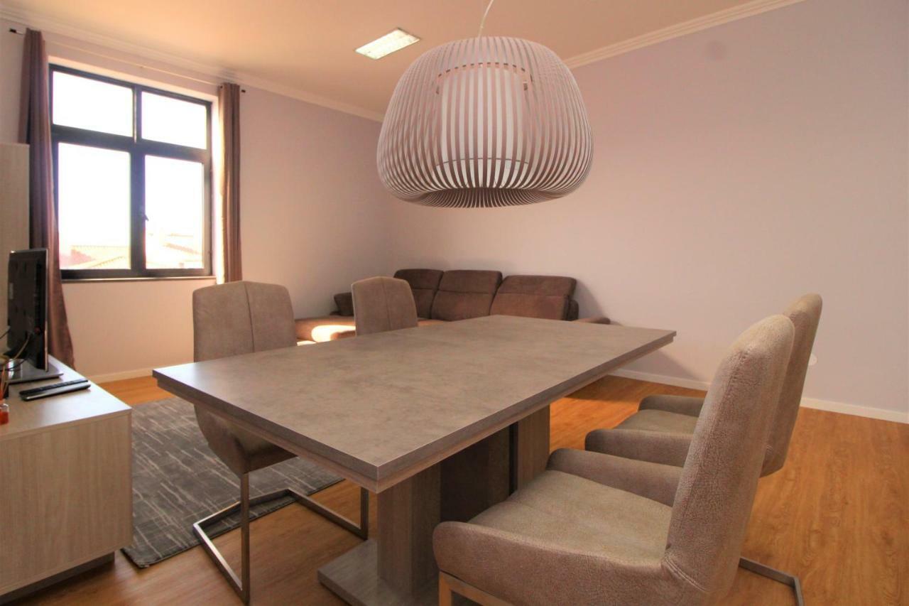Heart Old Town City Center Apartment 5 Stars ฟุงชาล ภายนอก รูปภาพ