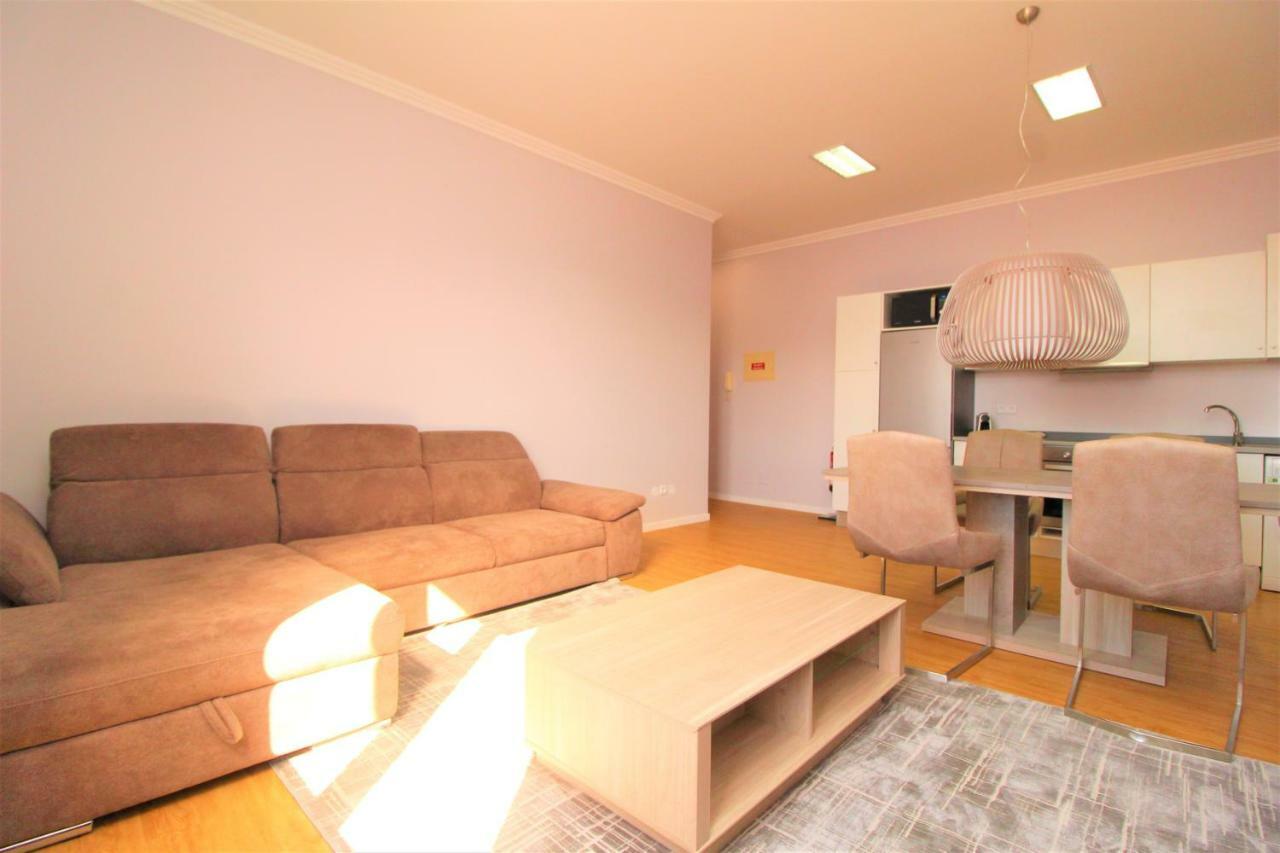 Heart Old Town City Center Apartment 5 Stars ฟุงชาล ภายนอก รูปภาพ