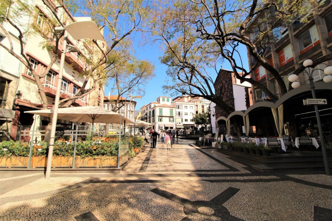 Heart Old Town City Center Apartment 5 Stars ฟุงชาล ภายนอก รูปภาพ